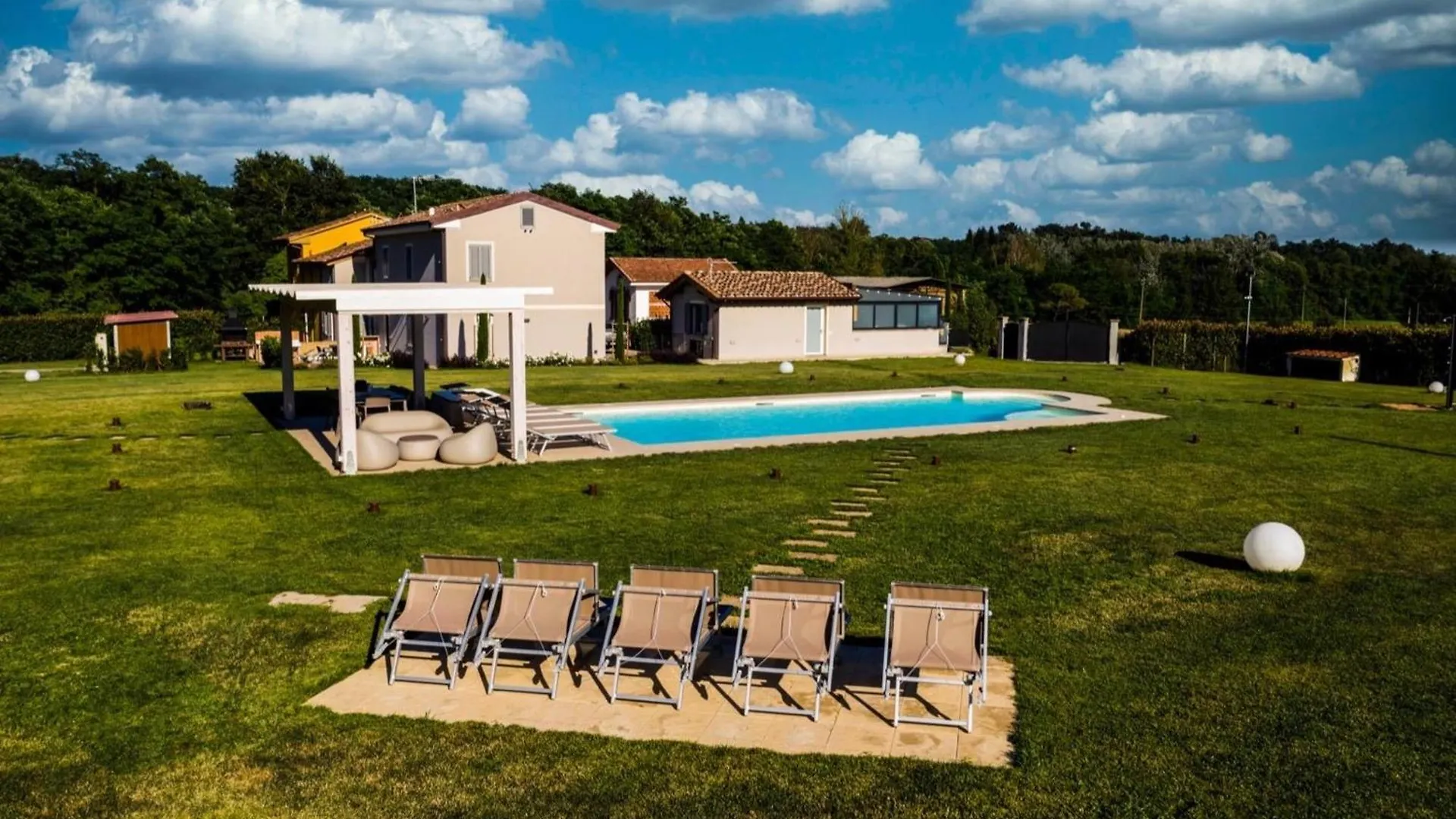 Villa Giardinetto By Mmega Capannori 0*,  Italien